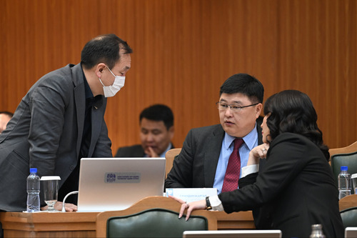 ubpress/image/2025/12/05/zpsyf2bdf81hqt5a/Нийслэлийн